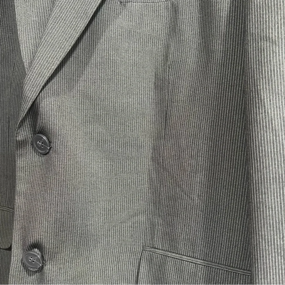 jf j.ferrar Charcoal Blazer with Blue Lining mens‎ 46